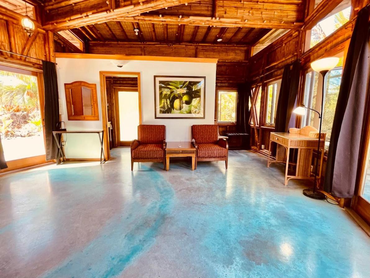 파호아 Kalani Oceanside Retreat 빌라 외부 사진